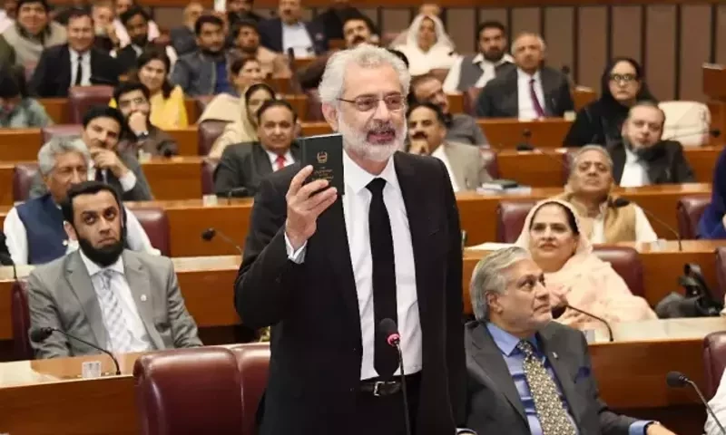 SC cannot run at whims of one person, says Justice Isa