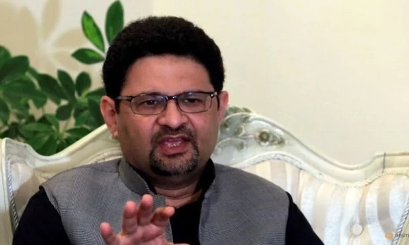 Miftah Ismail quits from all party positions in PML-N