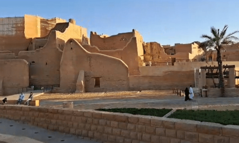 Al-Saud family&rsquo;s town of orign becomes tourist attraction for Pakistanis