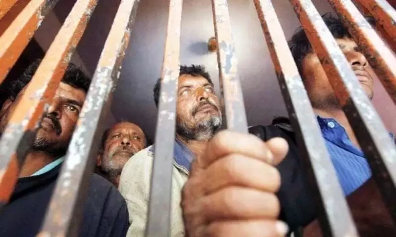 Lists exchanged: At least 417 Pakistanis languish in Indian jails