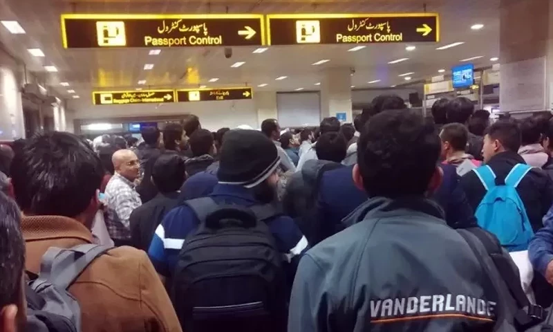 FIA offloads man travelling on dubious study visa