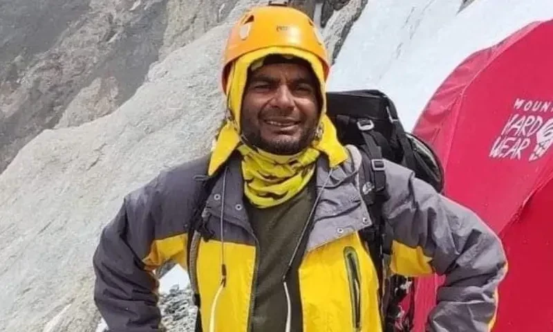 Asif Bhatti reaches Camp 2 of Nanga Parbat