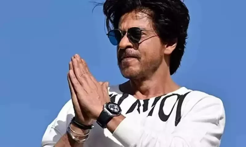 Bollywood superstar Shah Rukh Khan injured while shooting in Los Angeles