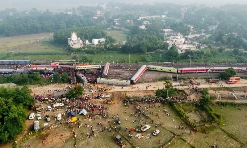 India&rsquo;s federal police arrest three railway employees over deadly train crash