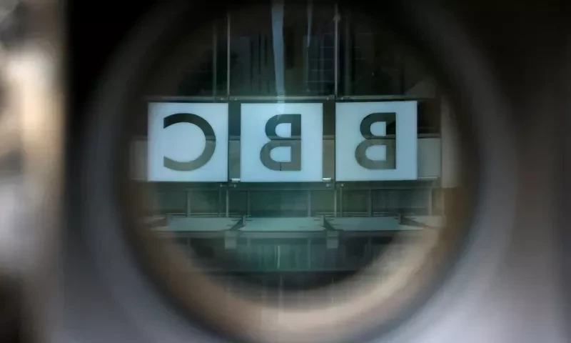 BBC faces questions as presenter accused of paying teenager for pictures