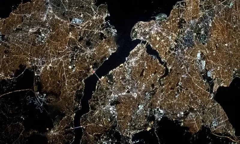 See the magnificent picture of Istanbul from ISS