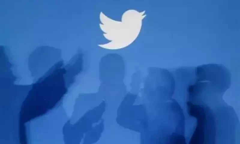 Twitter down for thousands of users, says Downdetector
