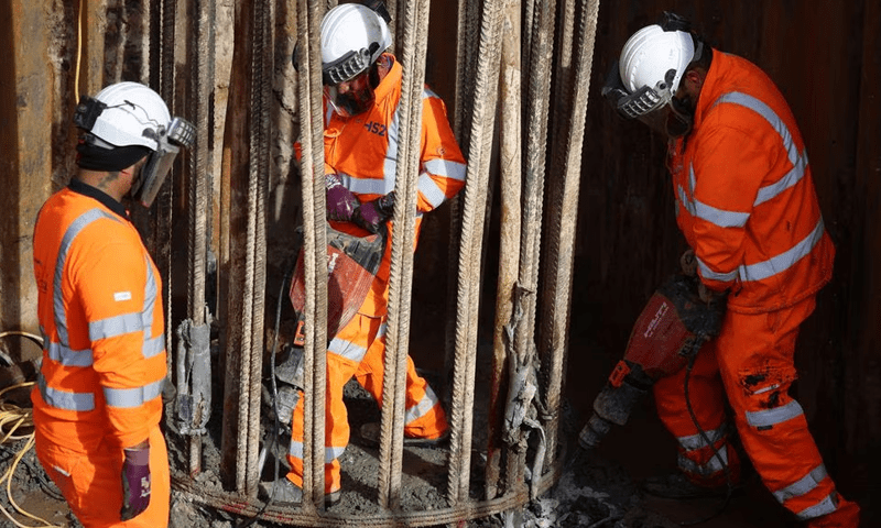 UK relaxes visa rules to attract foreign construction workers