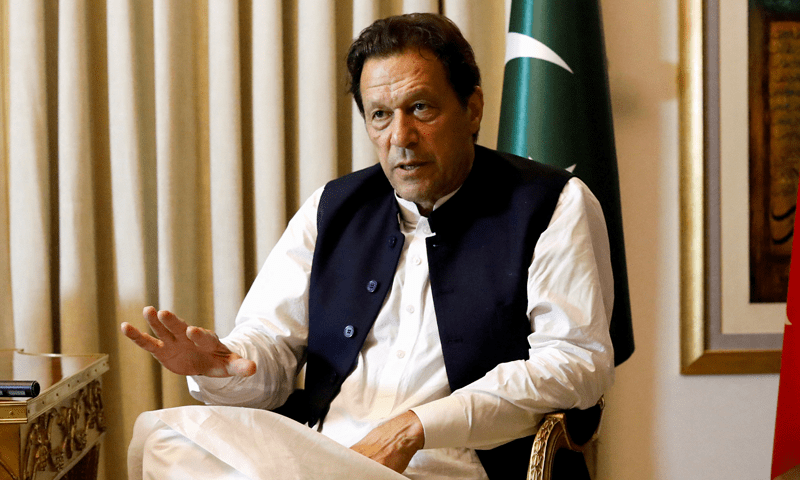 Imran Khan apologises in Zeba Chaudhry case