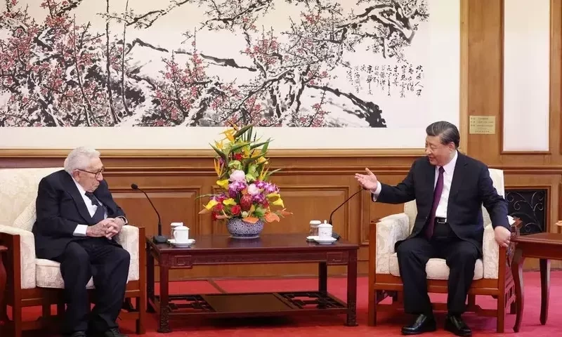 China&rsquo;s Xi gets nostalgic with &lsquo;old friend&rsquo; Kissinger