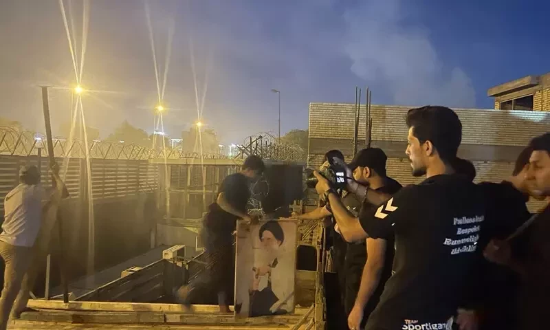 Iraq expels Sweden envoy after another act of Quran&rsquo;s desecration in Stockholm