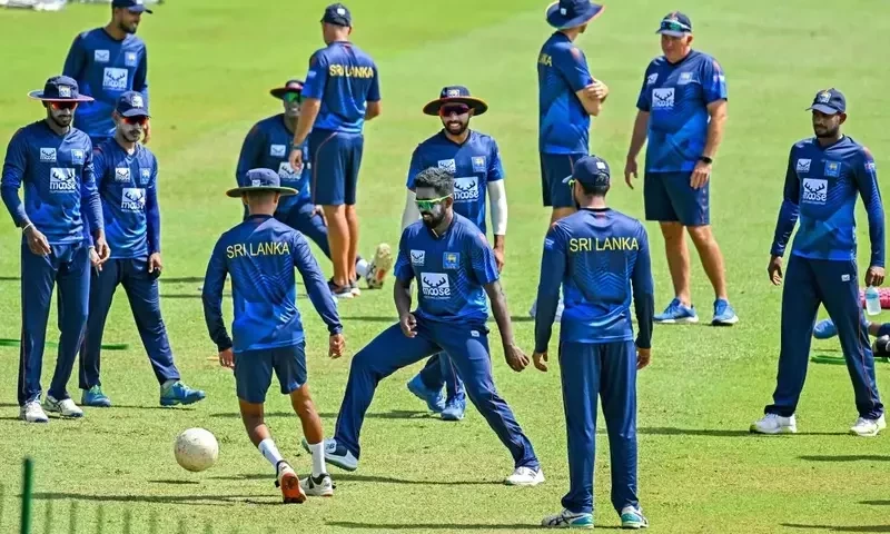 Sri Lanka to push &lsquo;harder&rsquo; in Pakistan Test