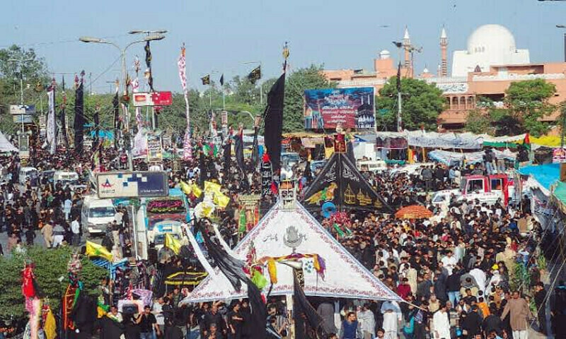 Karachi: 8th Muharram procession sets off from Nishtar Park