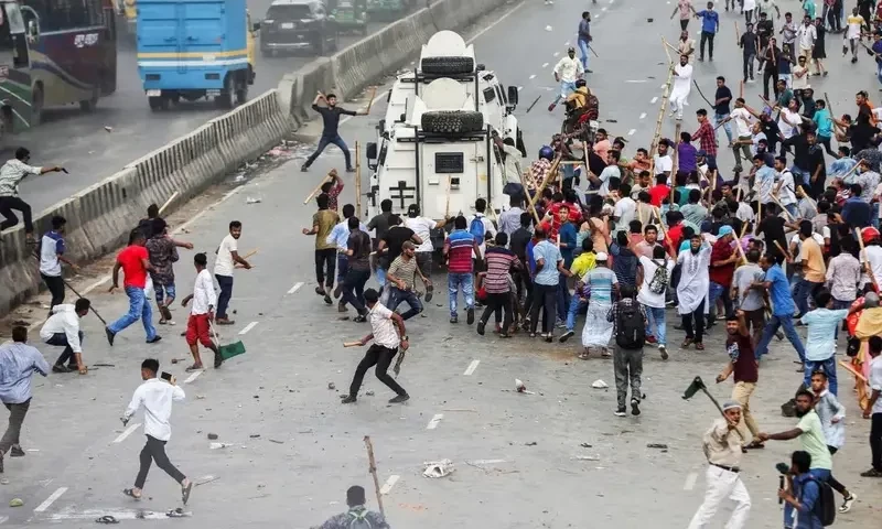 Bangladesh police clash with opposition supporters calling on PM to resign