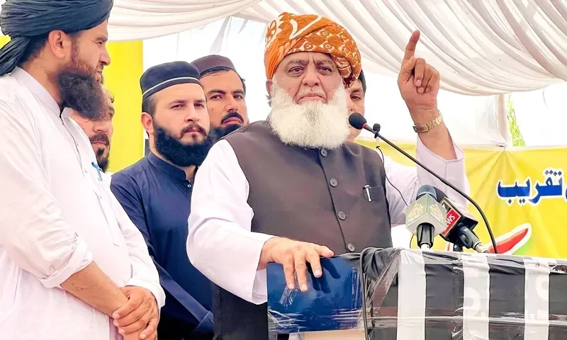 JUI-F chief Fazl demands inquiry into Bajaur blast