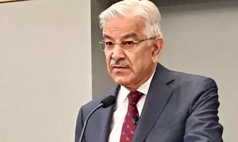 Khawaja Asif criticises the bail to judge&rsquo;s wife in maid torture case