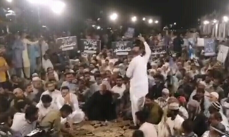 JI stages sit-in outside Water Board office