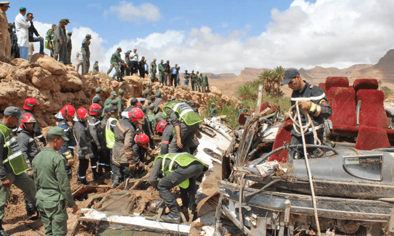 Morocco minibus plunge kills 24