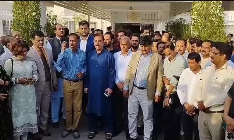 Journalists walk out from NA over PEMRA bill withdrawal