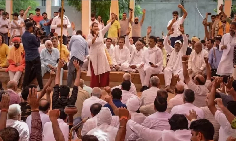 Hindu &lsquo;mahapanchayat&rsquo; calls for social and economic boycott of Muslims