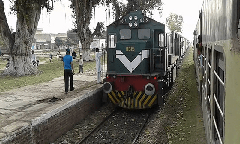 Train delays help prevent child kidnapping in Punjab&rsquo;s Pattoki