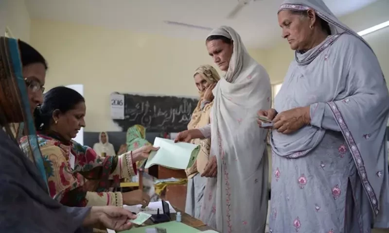 Elections in Pakistan could be put off till next year