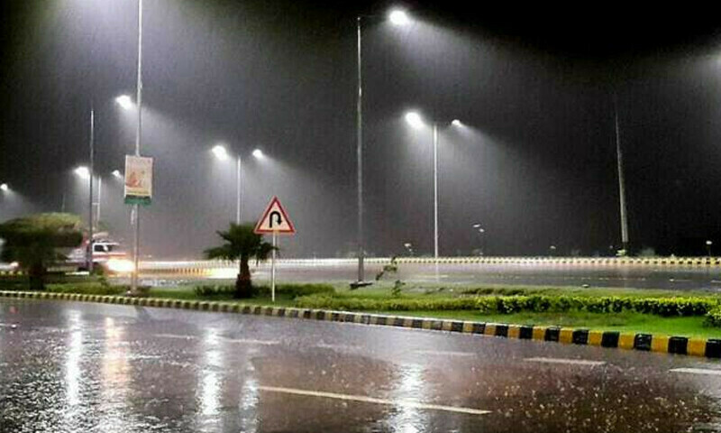 Islamabad gets unusually strong windstorm, heavy rain
