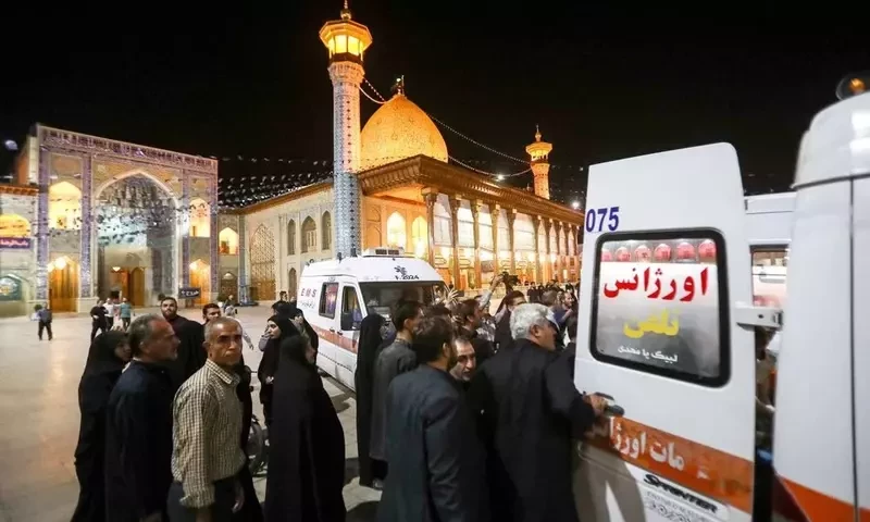 Attack on Iran&rsquo;s shrine kills at least one