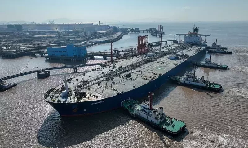 Oil prices wobble on jitters over China economy, US rates path
