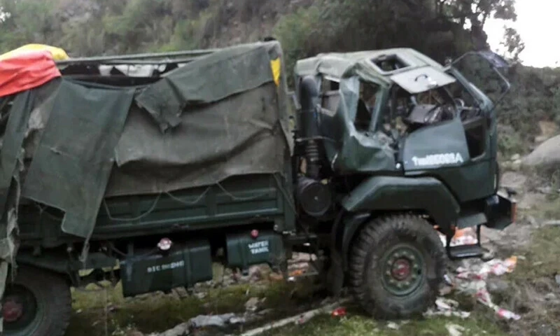 At least 9 Indian soldiers killed after vehicle plunges into ravine in Ladakh