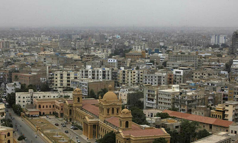Karachi receives light drizzle as weather turns pleasant