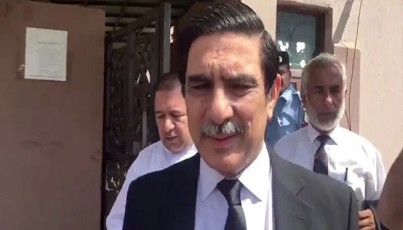 Senior lawyer Khawaja Haris quits Imran Khan&rsquo;s defence team