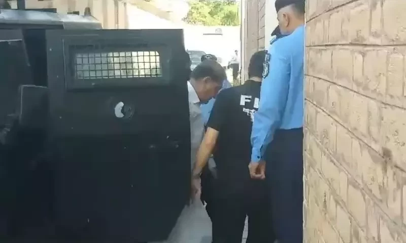 FIA granted three-day physical remand of PTI&rsquo;s Qureshi in cipher case