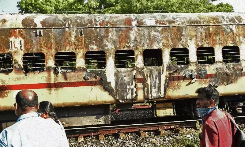 Nine killed in train coach fire in India&rsquo;s Tamil Nadu
