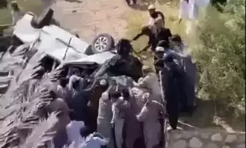 At least six killed after van fell into ravine in Mansehra