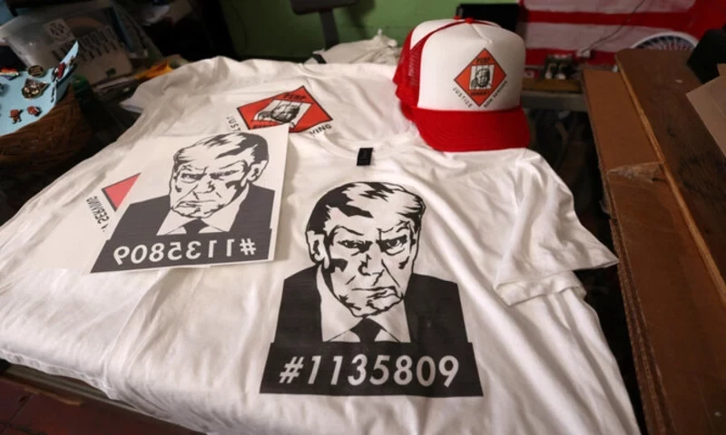 Trump&rsquo;s mug shot raises $7.1 million