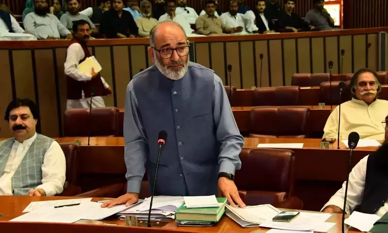 &ldquo;I ask the people to get ready to face the fear and get ready for September bills,&rdquo; says JI leader Mushtaq Ahmed Khan