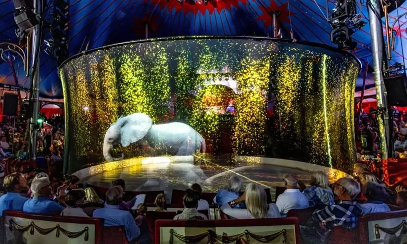 German circus replaces live animals with holograms