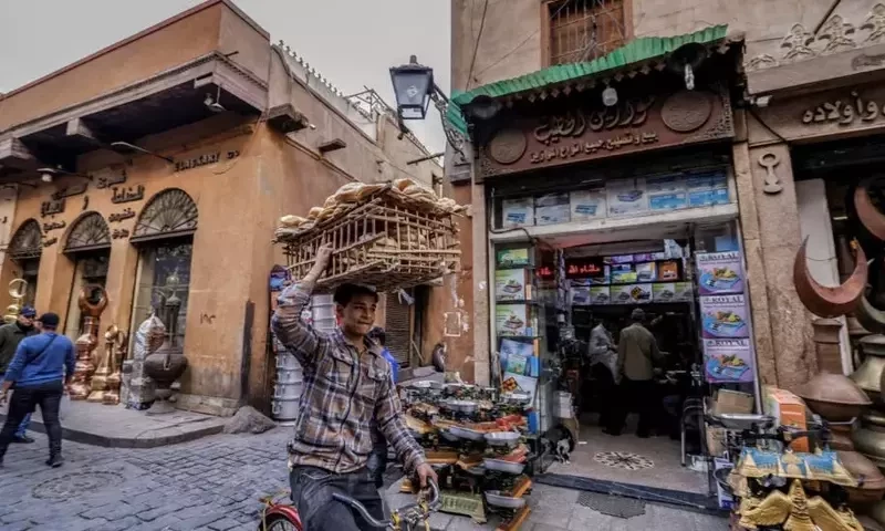Egypt inflation hits record high of nearly 40%