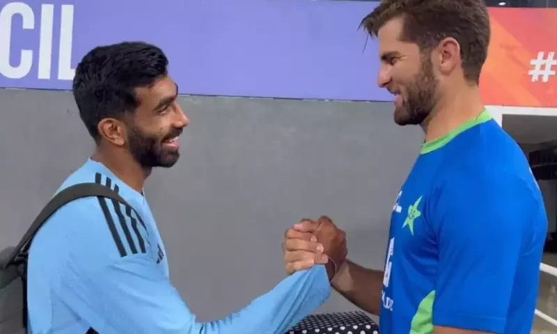 Shaheen sends gift for Indian cricketer Jasprit Bumrah&rsquo;s son