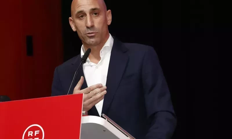 Rubiales summoned to appear in Spanish court over forced kiss