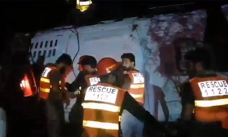 Four dead as bus overturns in Nowshera