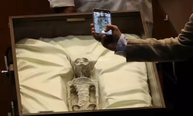 Ufologist Jaime Maussan shows &lsquo;alien corpses&rsquo; at Mexican Congress