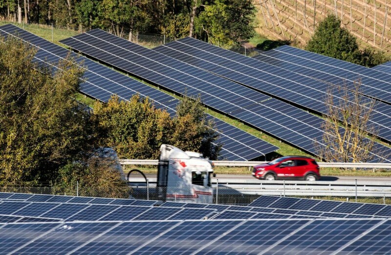 EU calls for diversifying battery, solar panel material supplies