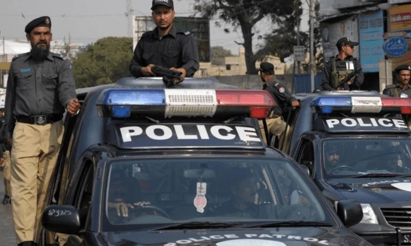 Citizen kills two suspected robbers in Karachi