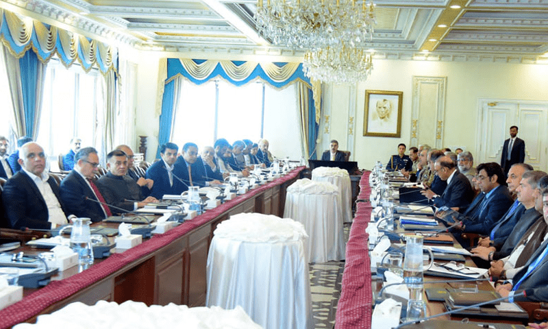 Ministries told to prepare economic revival plan after army chief promises support