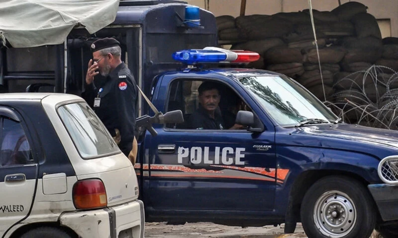 Police constable among four dead in Faisalabad accident