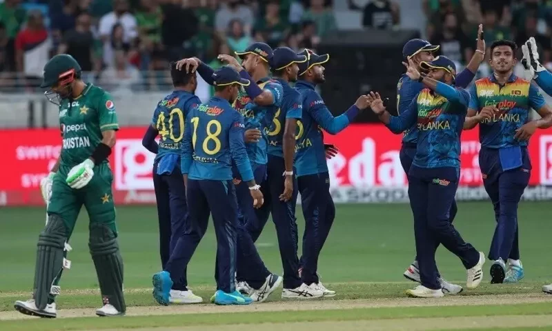 Sri Lanka&rsquo;s star spinner ruled out of World Cup