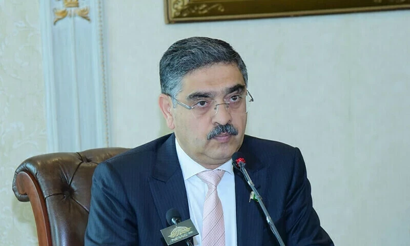 Kakar laments people are misquoted after &lsquo;minus-Imran&rsquo; statement