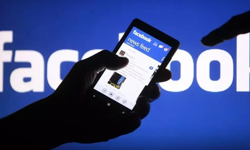Four foreigners among five arrested for fraud through Facebook